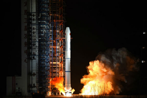 China lanzó el primer satélite de la serie Yaogan, el Yaogan-1, en el 2006