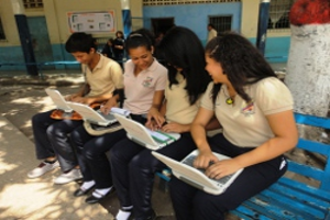 Venezuela promueve uso de las TIC para el empoderamiento de la juventud